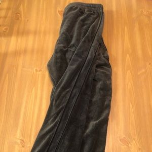 Soft velvet men’s sweat pants